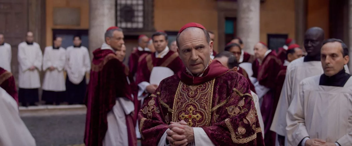 Conclave Ralph Fiennes Film Review